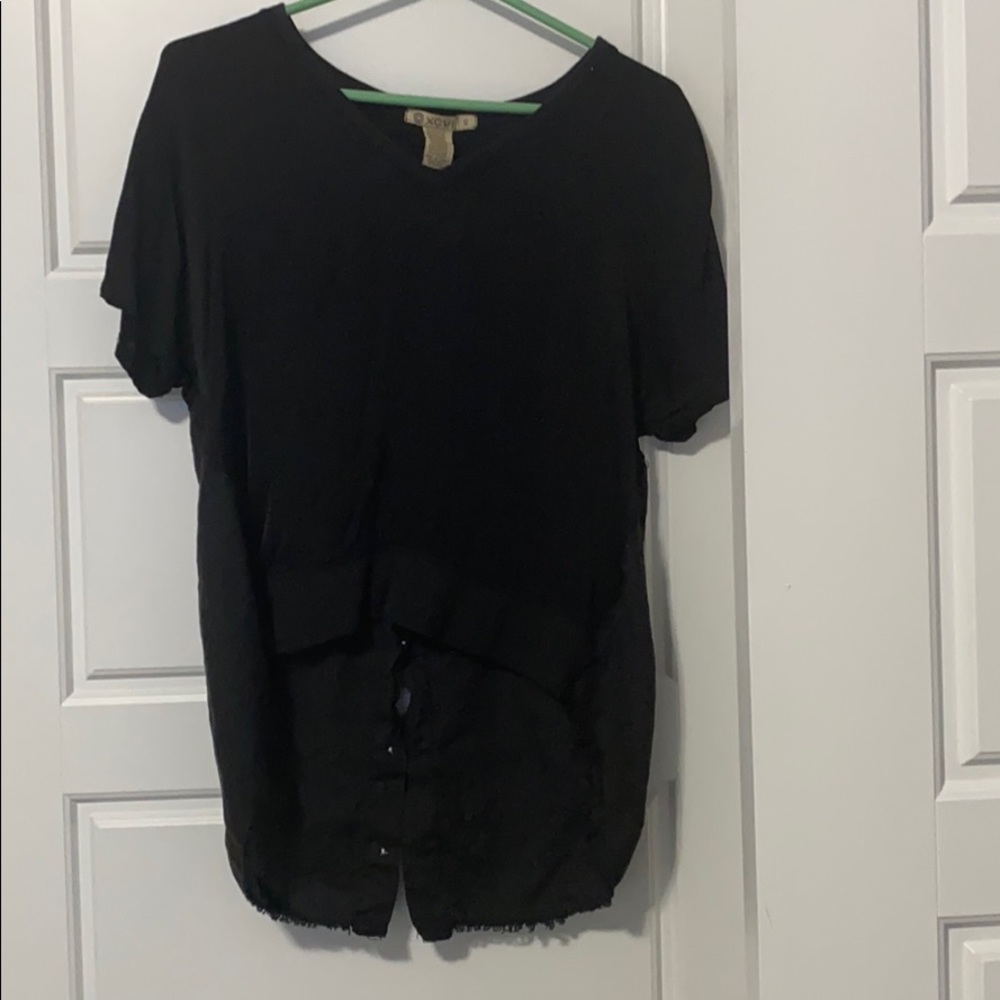 XCVI top. Hi low. Buttons down half the back.